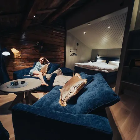 Svinoya Rorbuer Hotel 4*