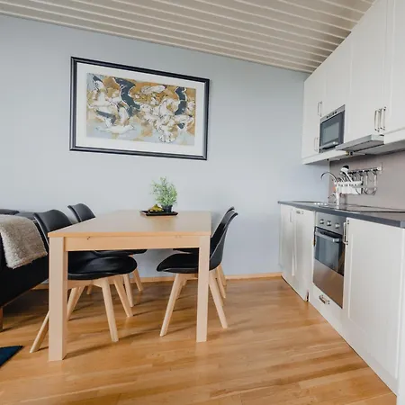 Svinoya Rorbuer 4* Svolvær