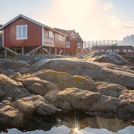 Svinoya Rorbuer 4* Svolvær
