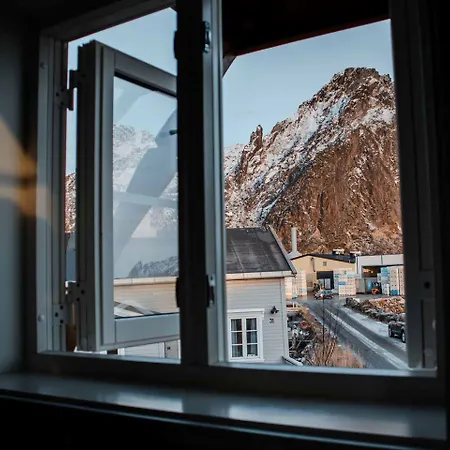 Hotel Svinoya Rorbuer 5*