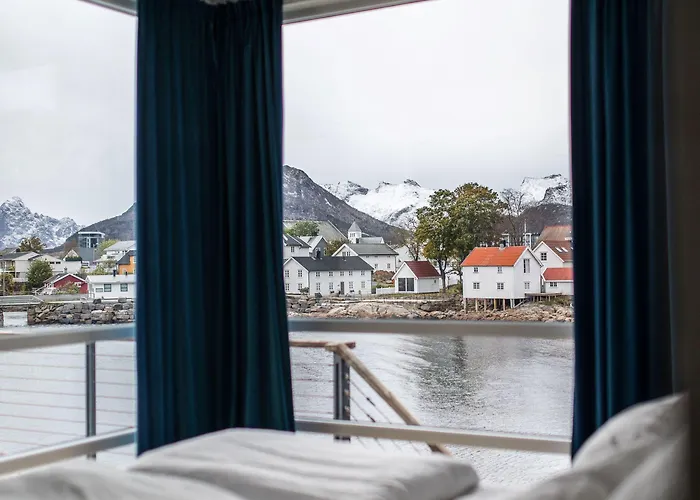 Svinoya Rorbuer Hotell