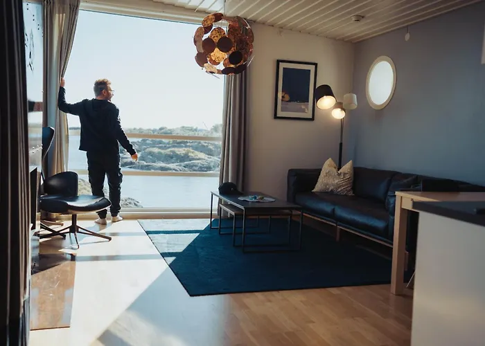 Svinoya Rorbuer 4* Svolvær