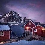 Svinoya Rorbuer Hotel Svolvær
