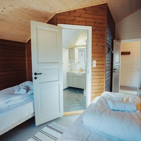 Svinoya Rorbuer Hotel 4*